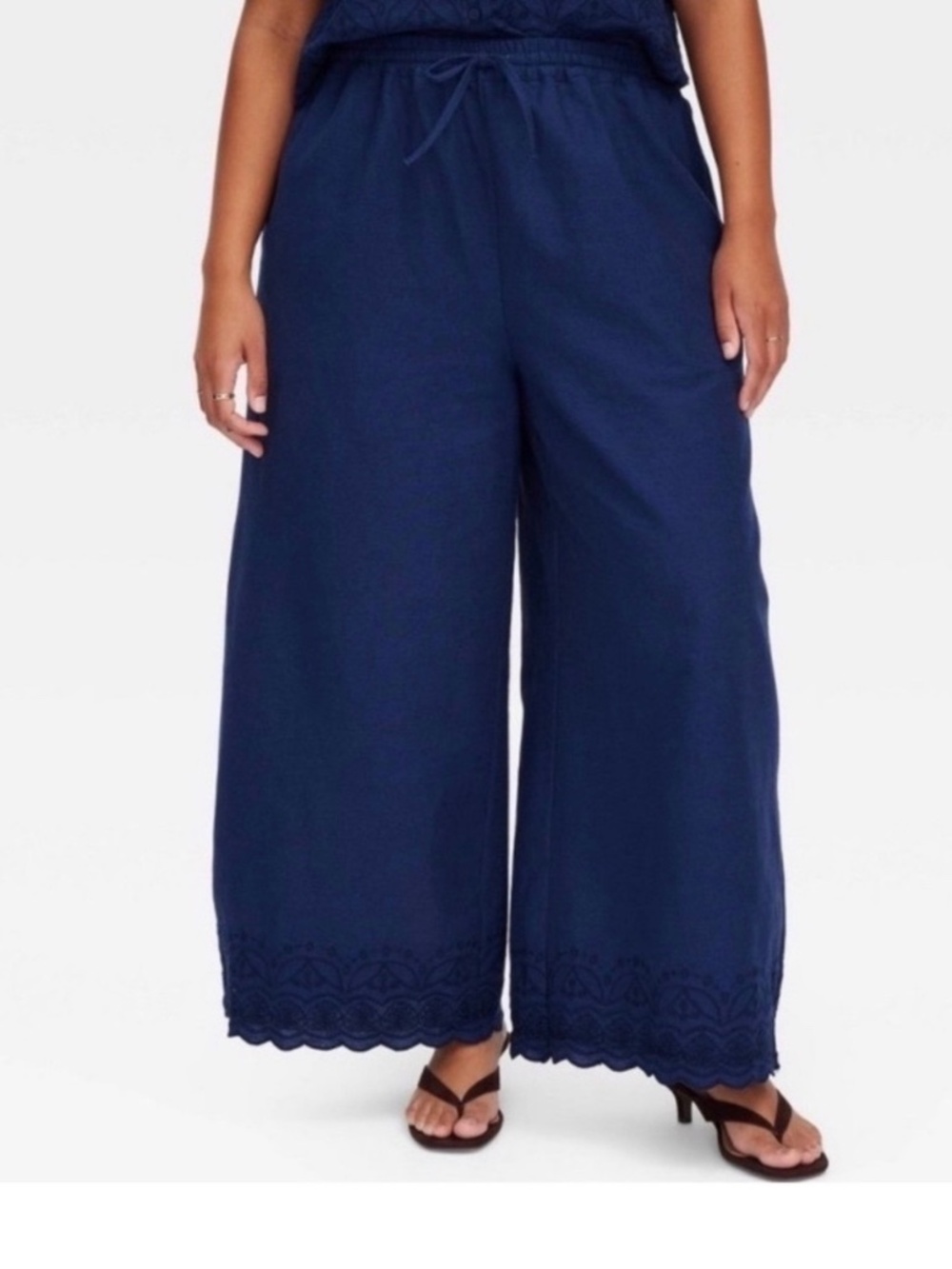 Roller Rabbit x Target Wide Leg Linen Pants with Embroidery Navy Blue. Sz L.